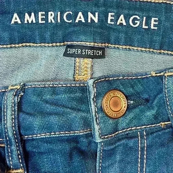 American Eagle size 4 - Picture 3 of 3